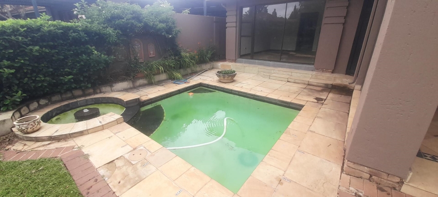 4 Bedroom Property for Sale in Pecanwood Estate North West